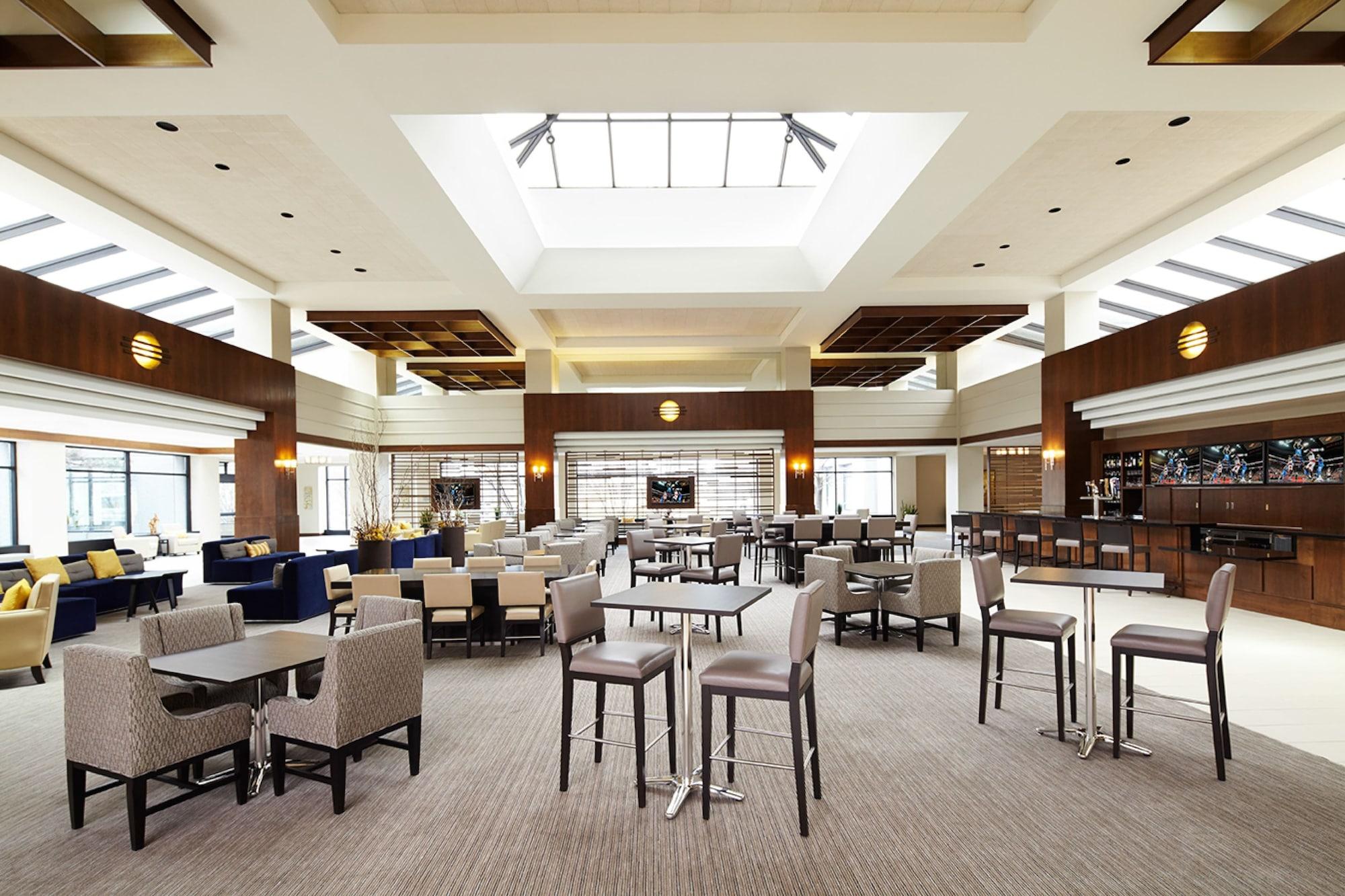 Hyatt Regency Near Naperville Hotel 3*